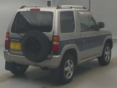MITSUBISHI PAJERO MINI