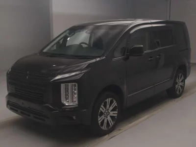 MITSUBISHI DELICA D5