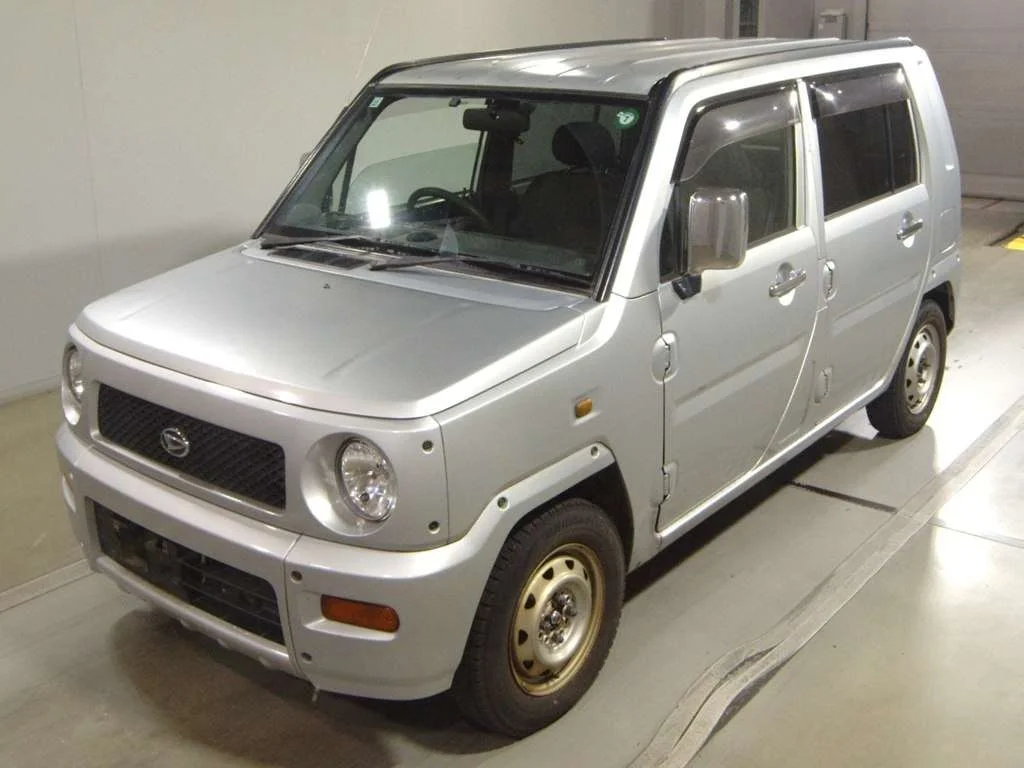 Daihatsu Naked 2001