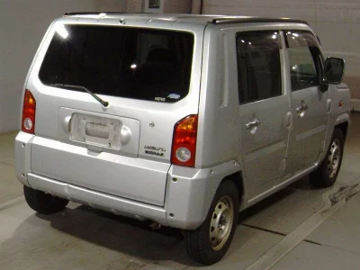 Daihatsu Naked