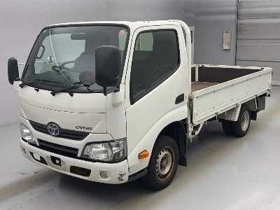 TOYOTA DYNA