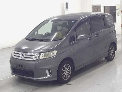 HONDA FREED SPIKE