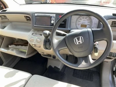 HONDA LIFE
