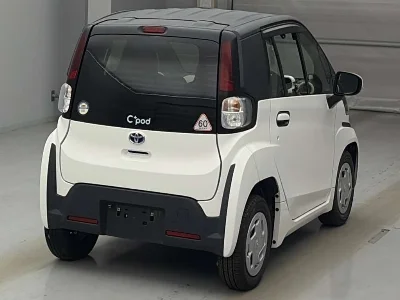 TOYOTA C+POD