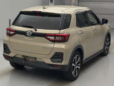 DAIHATSU ROCKY