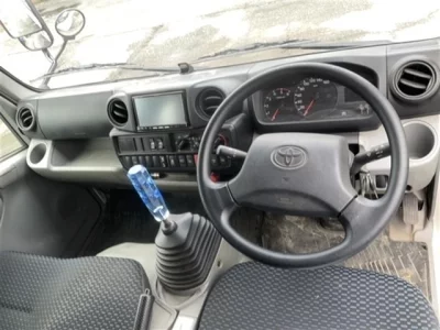 TOYOTA DYNA