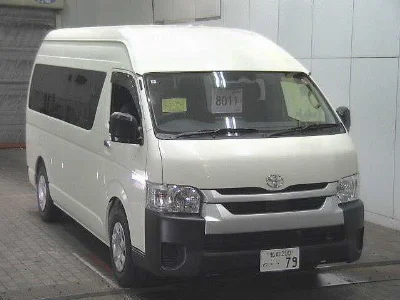 TOYOTA HIACE