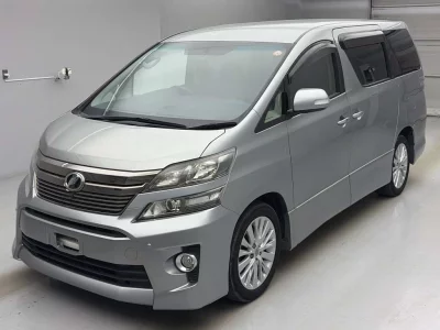 TOYOTA VELLFIRE
