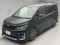 Цена авто Toyota Voxy с аукционов Японии, номер кузова ZRR80W, пробег 153 000, оценка 7