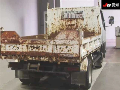 MITSUBISHI CANTER