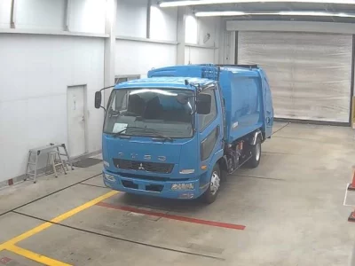 MITSUBISHI FUSO FIGHTER