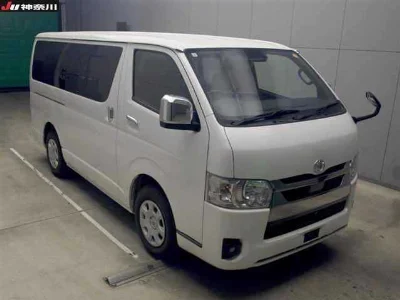 Toyota HiAce Van