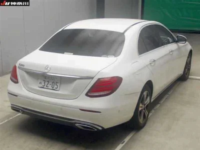 MERCEDES BENZ E CLASS