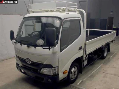 TOYOTA DYNA
