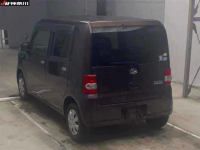 DAIHATSU MOVE CONTE