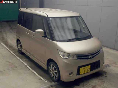 NISSAN ROOX