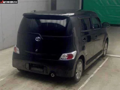 TOYOTA BB
