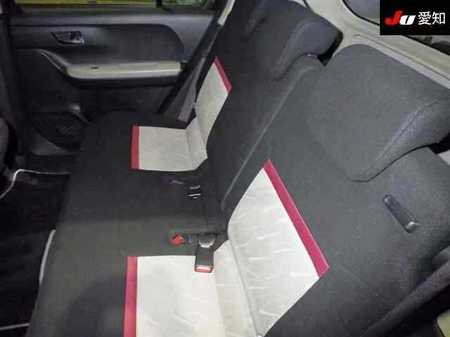 Daihatsu Boon 2016