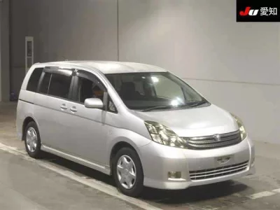 TOYOTA ISIS