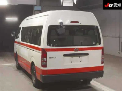 TOYOTA HIACE