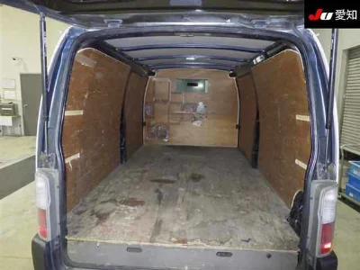 NISSAN CARAVAN
