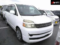 Цена авто Toyota Voxy с аукционов Японии, номер кузова AZR60G, пробег 208 000, оценка 20