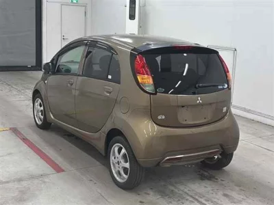 MITSUBISHI I