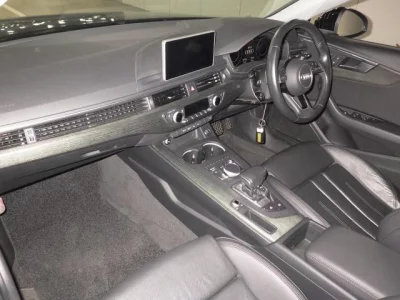 AUDI A4 AVANTE