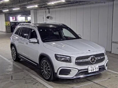 MERCEDES BENZ GLB