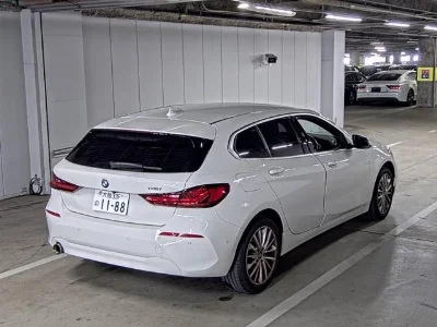 BMW 1 SERIES