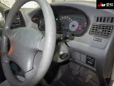 TOYOTA TOWN ACE NOAH