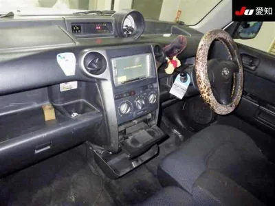 TOYOTA BB