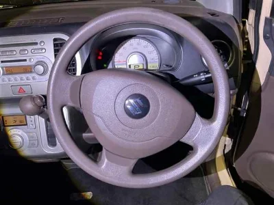 SUZUKI MRWAGON