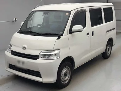 TOYOTA TOWN ACE VAN
