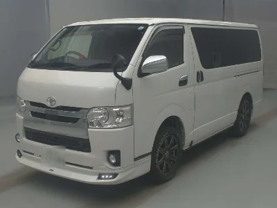TOYOTA HIACE VAN