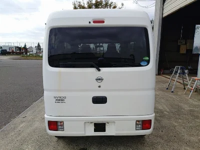 NISSAN CLIPPER VAN