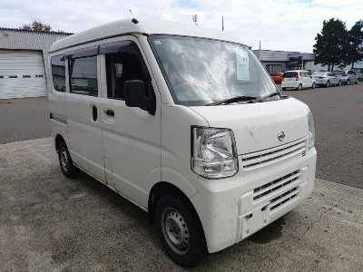 NISSAN CLIPPER VAN