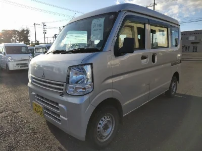 MITSUBISHI MINICAB