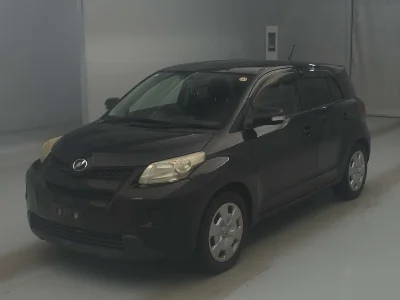 TOYOTA IST