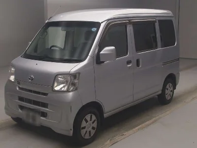 TOYOTA PIXIS VAN