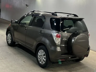 TOYOTA RUSH