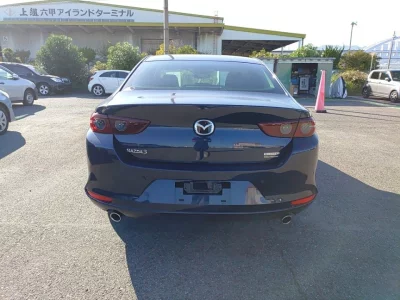 MAZDA MAZDA3
