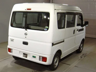 NISSAN CLIPPER VAN