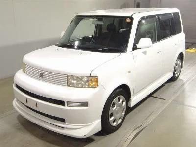 TOYOTA BB