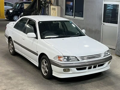 TOYOTA CARINA