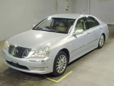 TOYOTA CROWN MAJESTA