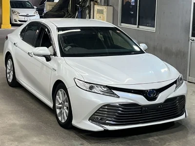 TOYOTA CAMRY