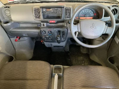 MITSUBISHI MINICAB