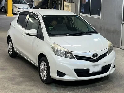 TOYOTA VITZ