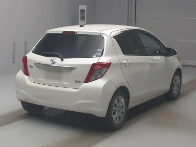 TOYOTA VITZ